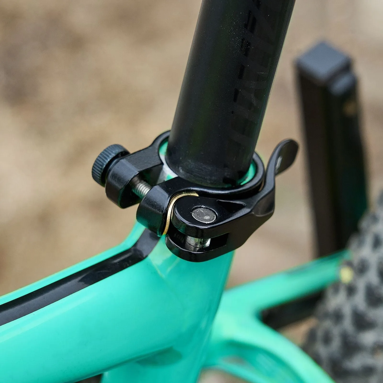 Adjustable Quick Release Seatpost Clamp