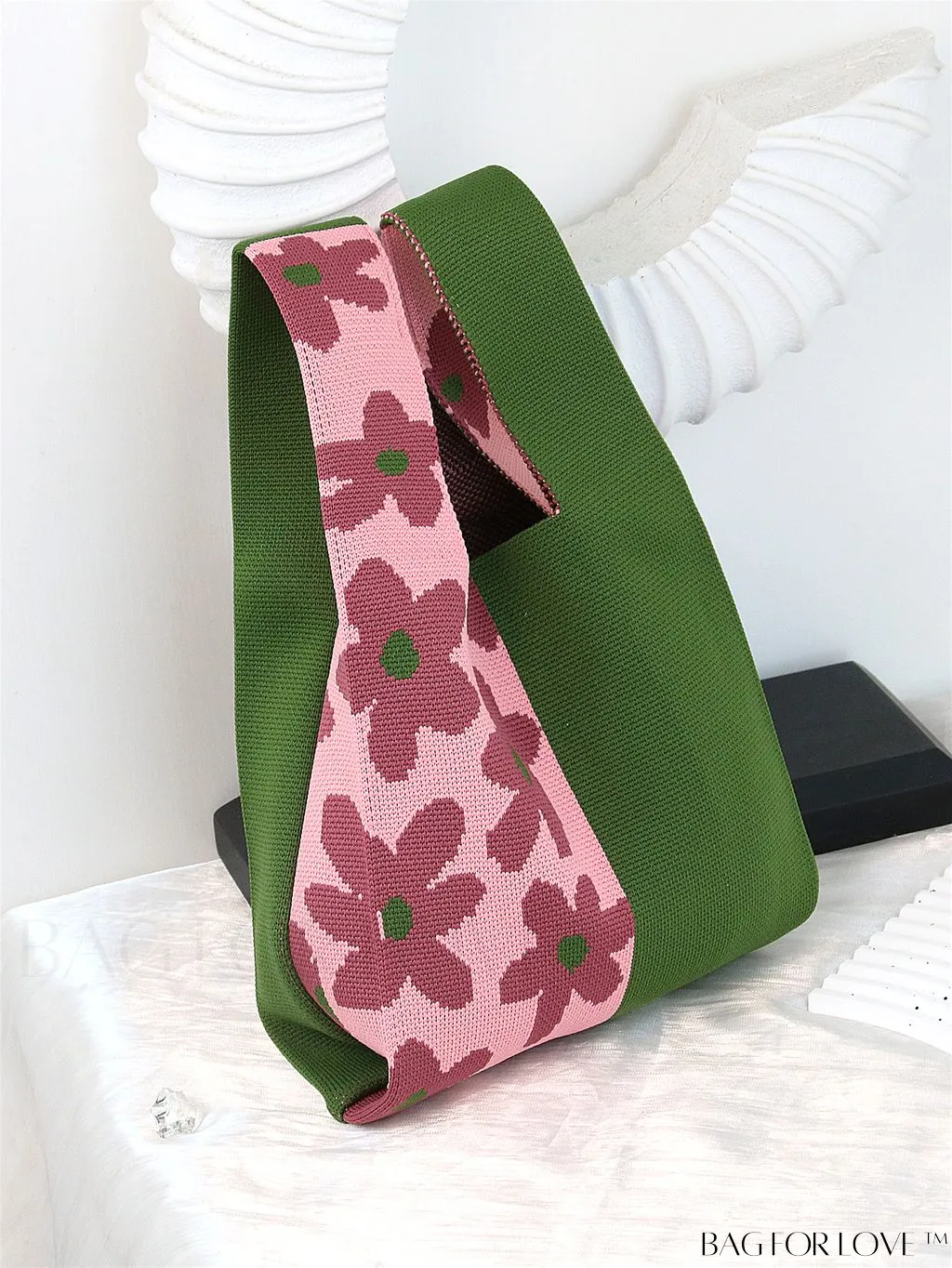 BagForLove - Chic Checkered & Floral Knit Womens Handbag - Spacious Shopping & Casual Tote