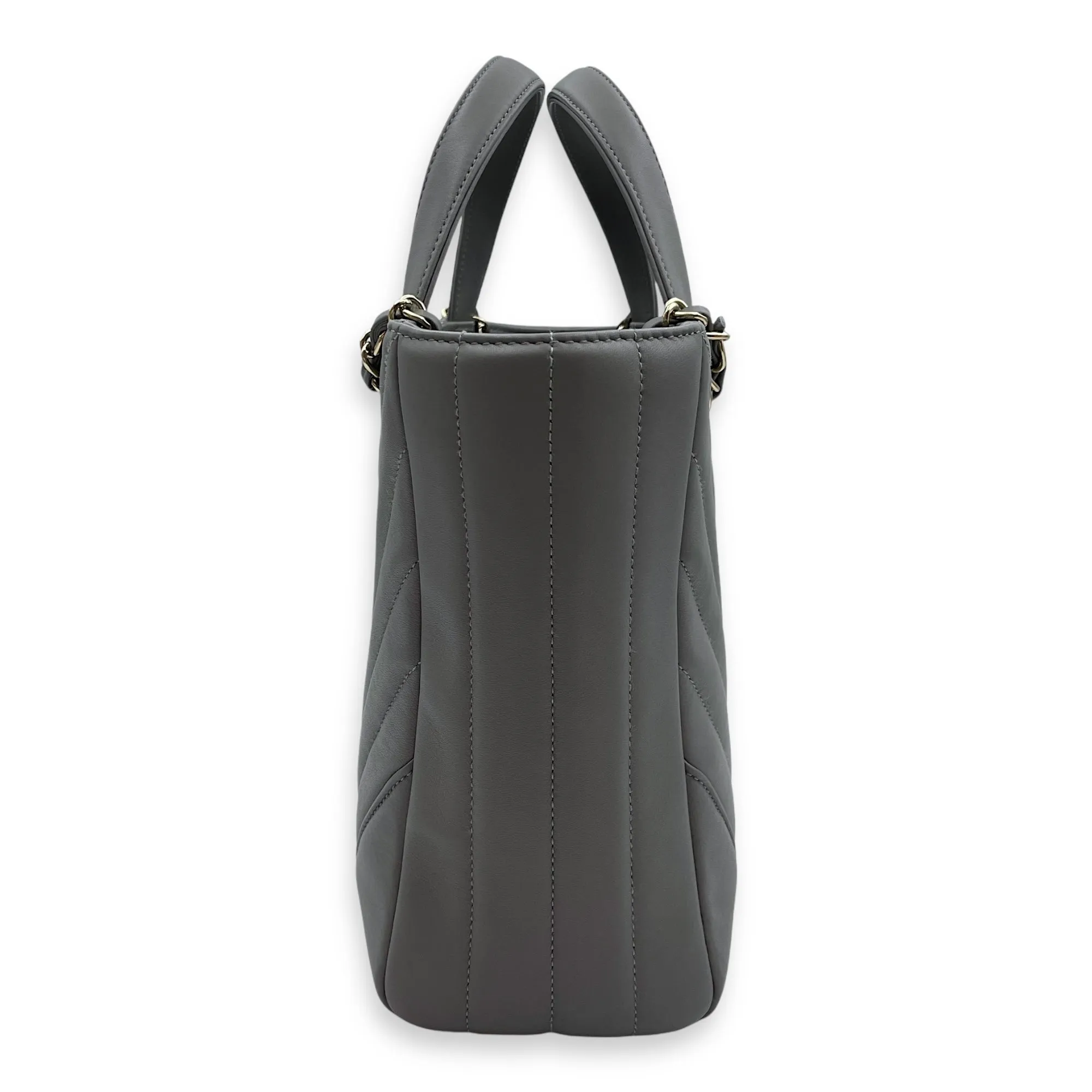 Chevron Print Seasonal Tote 25x21x9cm Grey Shoulder Bag in Lambskin, Gold hardware