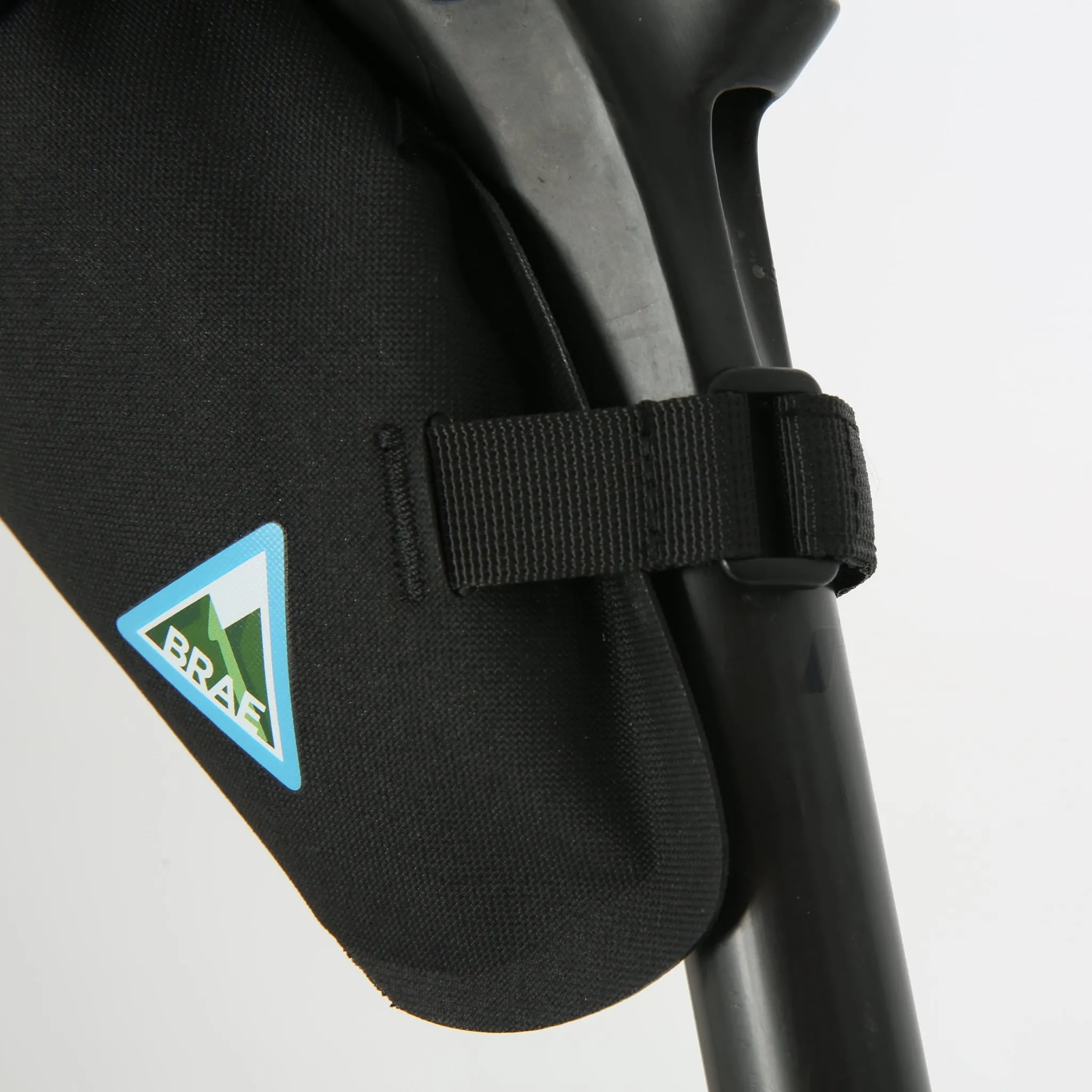 Dass 0.7L Waterproof Saddle Bag Black