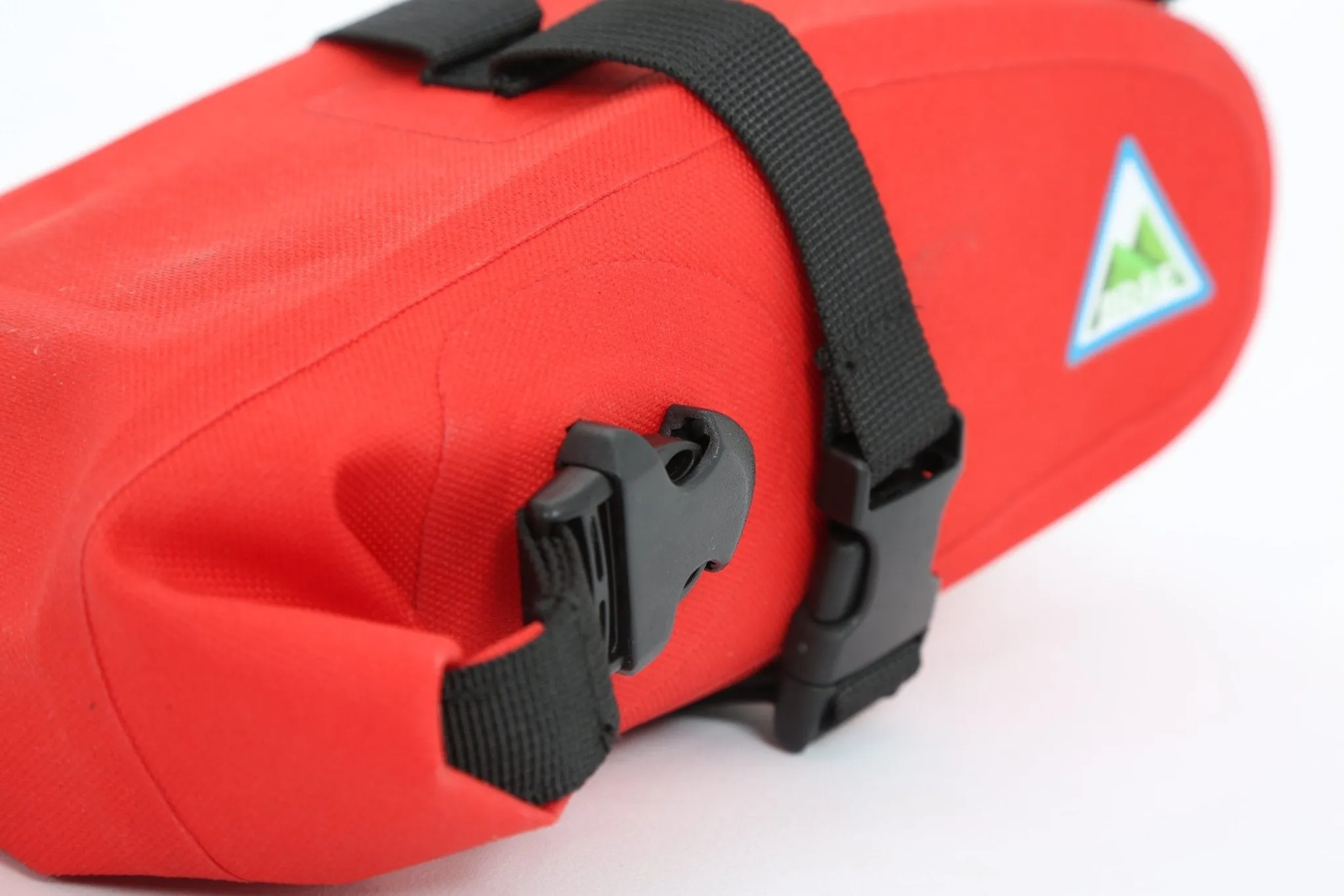 Dass 1.5L Waterproof Bike Saddle Bag - Red