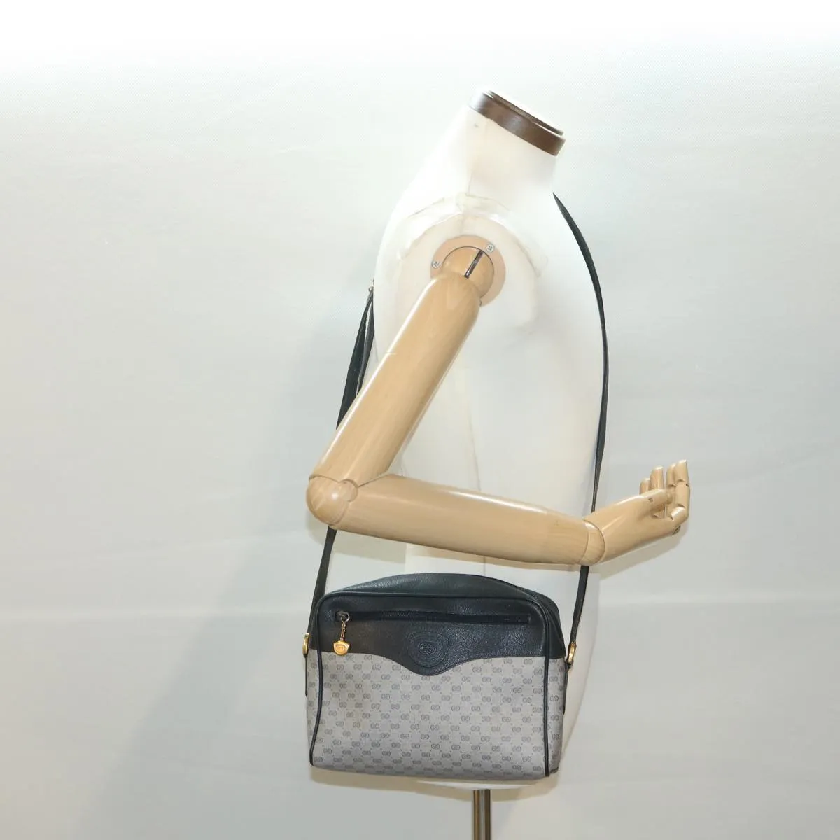 GUCCI Micro GG Canvas Shoulder Bag Navy Gray 001.56.0852 36585