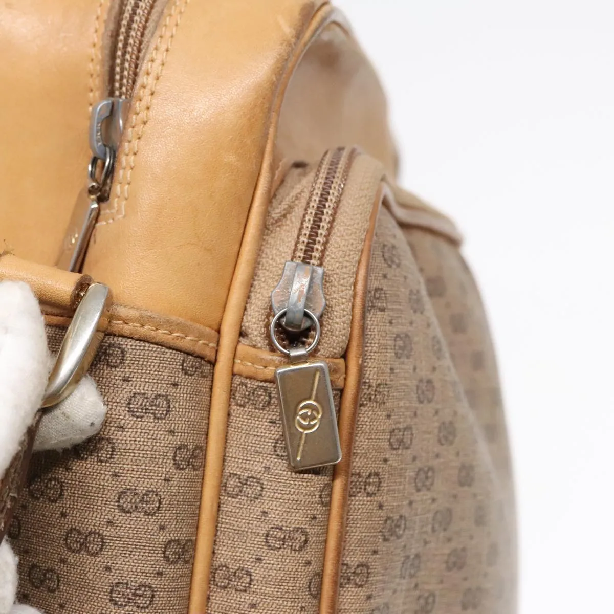 GUCCI Micro GG Canvas Shoulder Bag PVC Leather Beige fm3810