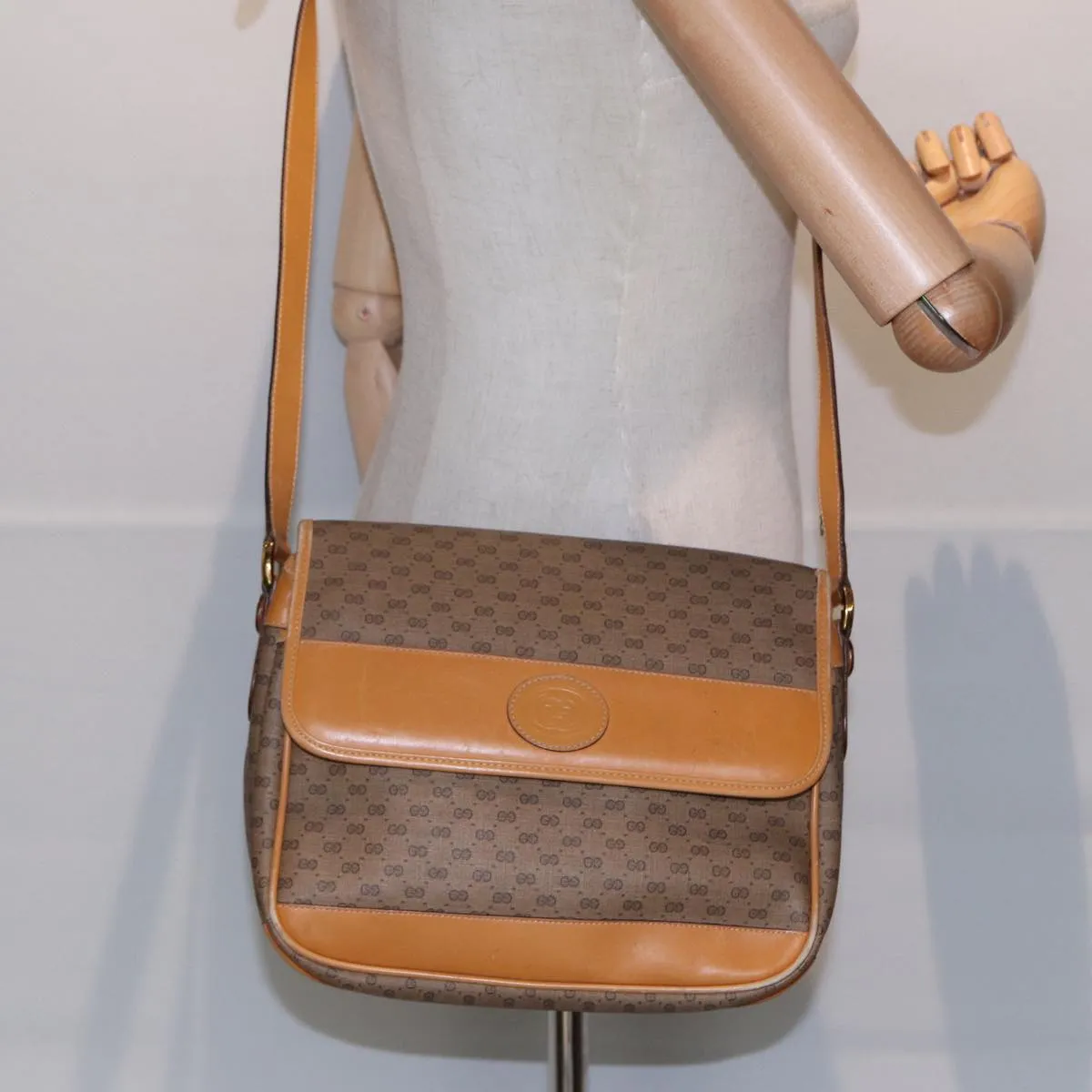 GUCCI Micro GG Supreme Shoulder Bag PVC Beige Gold 001 116 0925 ep5667