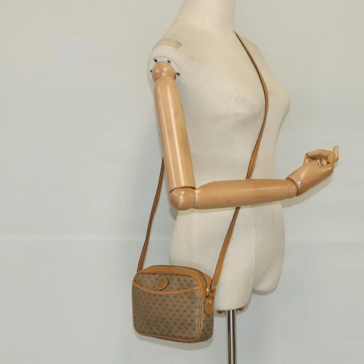 GUCCI Micro GG Supreme Shoulder Bag PVC Beige Gold 007 113 0095 94797
