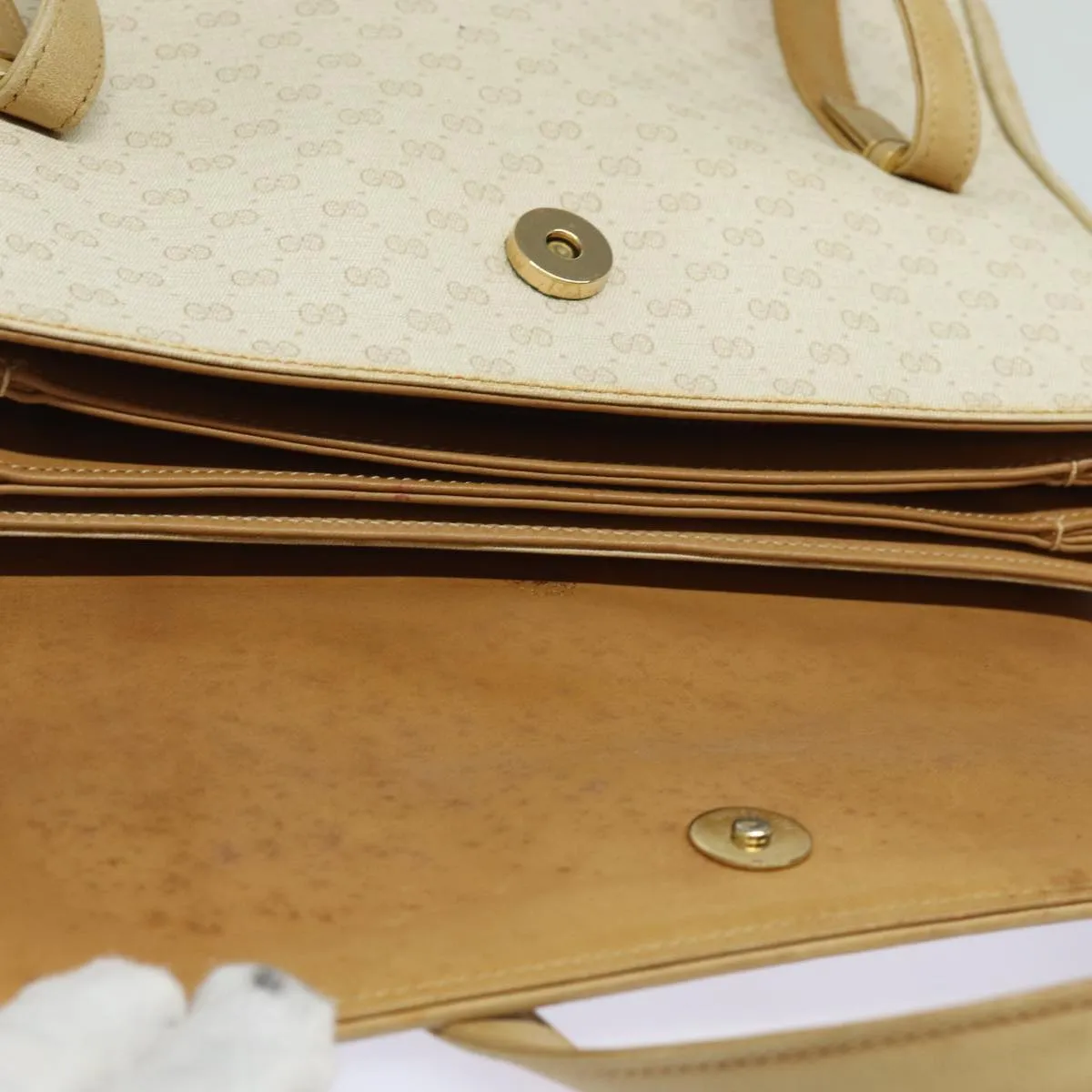 GUCCI Micro GG Supreme Shoulder Bag PVC Leather White 46 000 4857 81156
