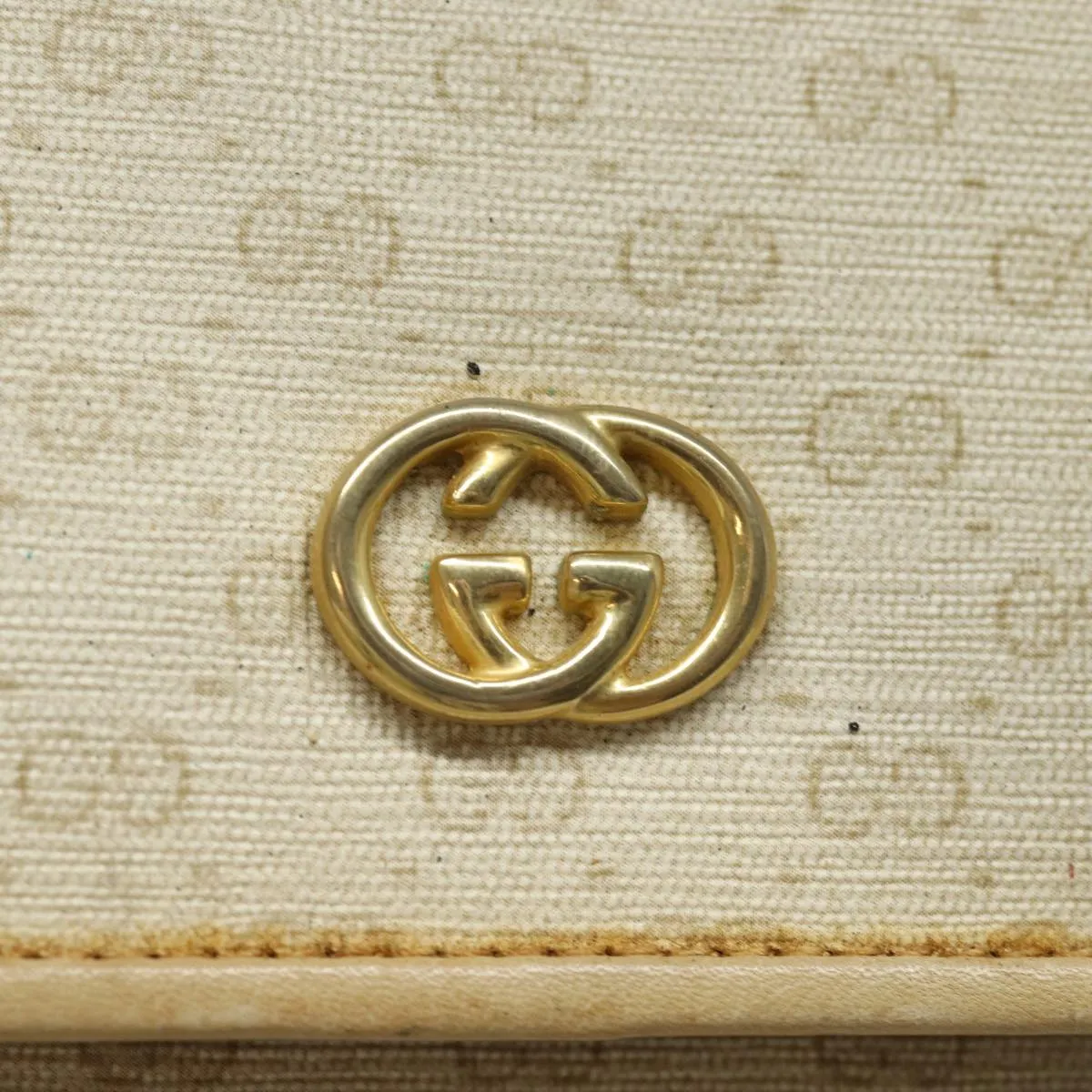 GUCCI Micro GG Supreme Shoulder Bag PVC Leather White 46 000 4857 81156