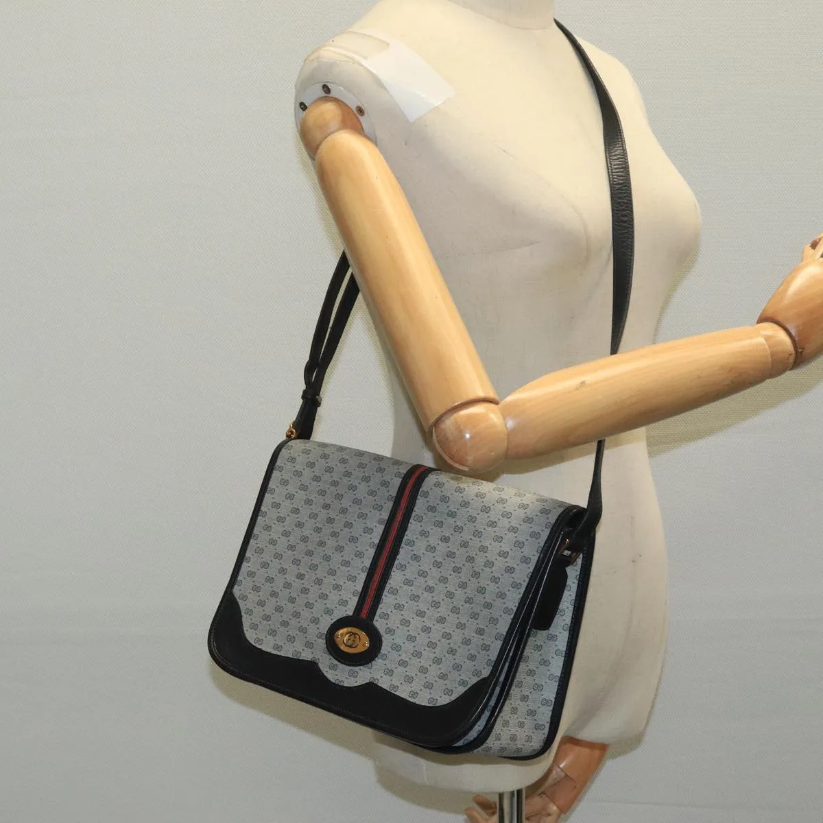 GUCCI Micro GG Supreme Shoulder Bag PVC Navy Gold 001 113 0551 104070