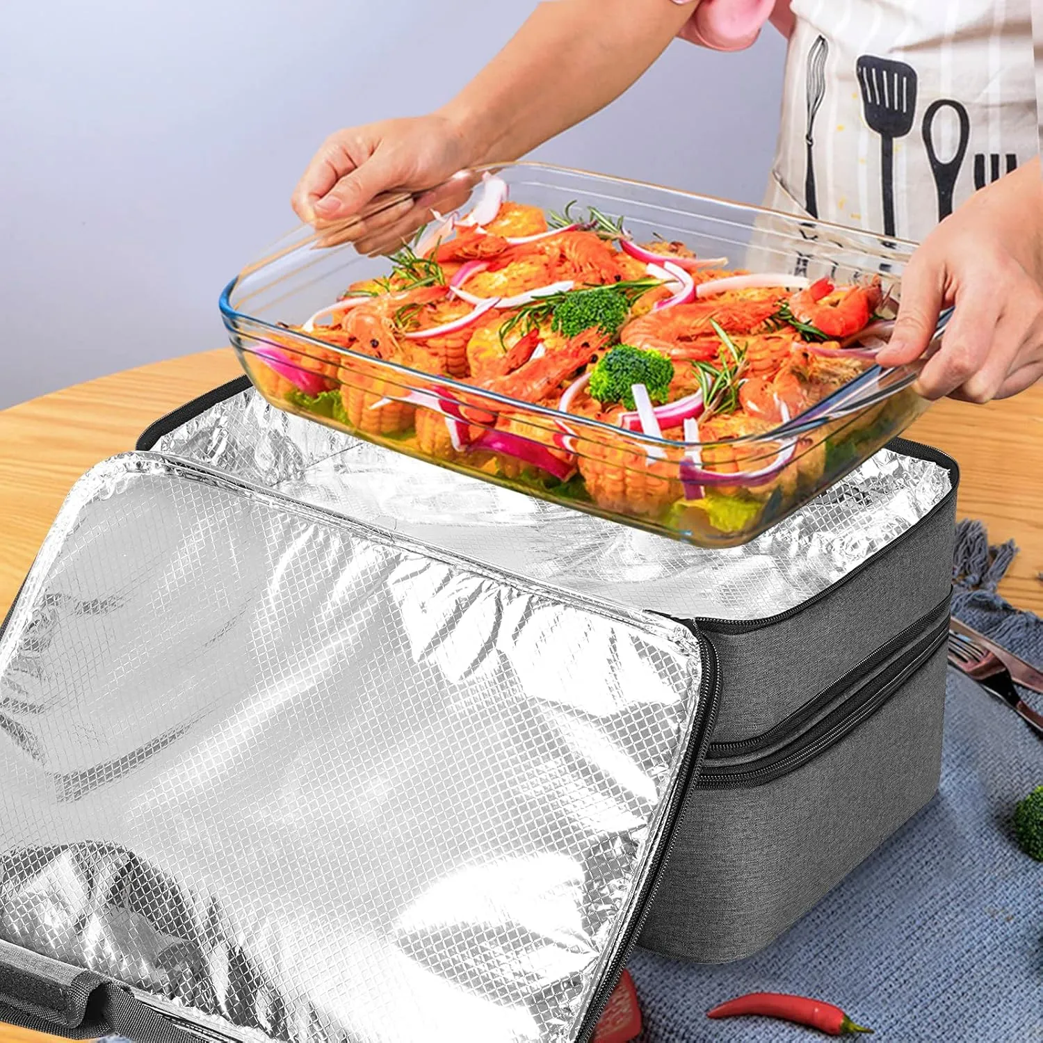 Insulated Double Decker Casserole Carrier for Hot or Cold Food, Expandable Food Carrier for Potluck Parties, Picnic, Cookouts, Fits 11 x 15 or 9 x 13 Lasagna Pan, Baking Dish（Gray）