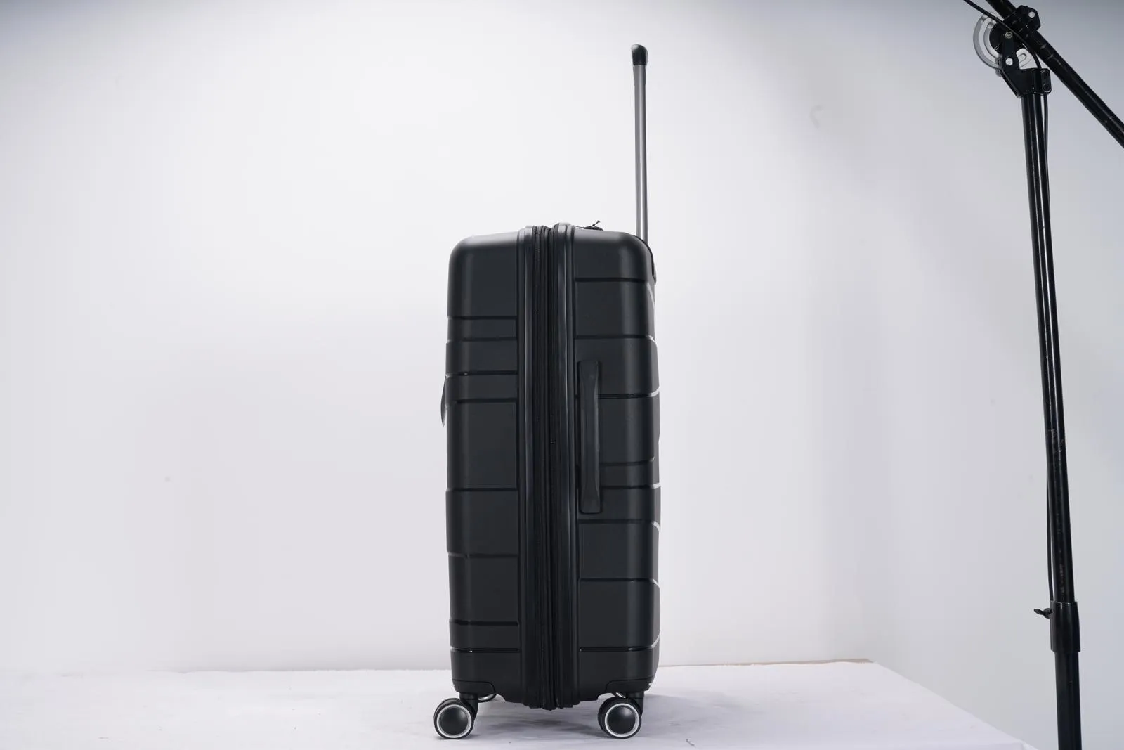 Justpack Pl106-  PP unbreakable 8 wheels Cabin Luggage - Black