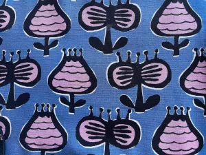 Mid-Weight Crowned Tulips Periwinkle Quilting Cotton (Made in Japan)