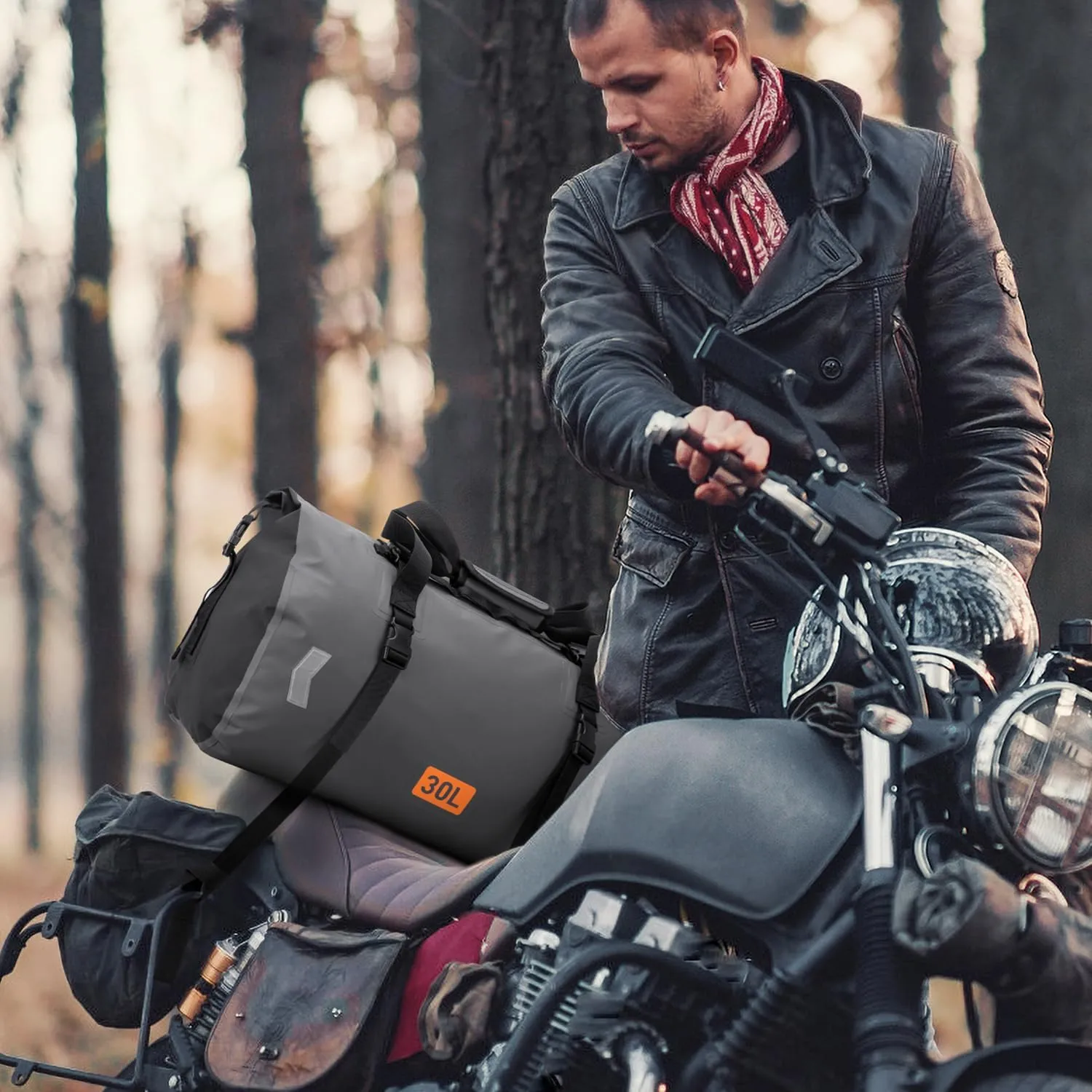 Motorcycle Dry Bag, Waterproof Duffel Bag & Roll-top Dry Duffel Bag, Motorcycle Travel Luggage Bag with Air Valve & Quick-fixed Straps For Rafting, Boating,Kayaking, Travel, Grey, 30L