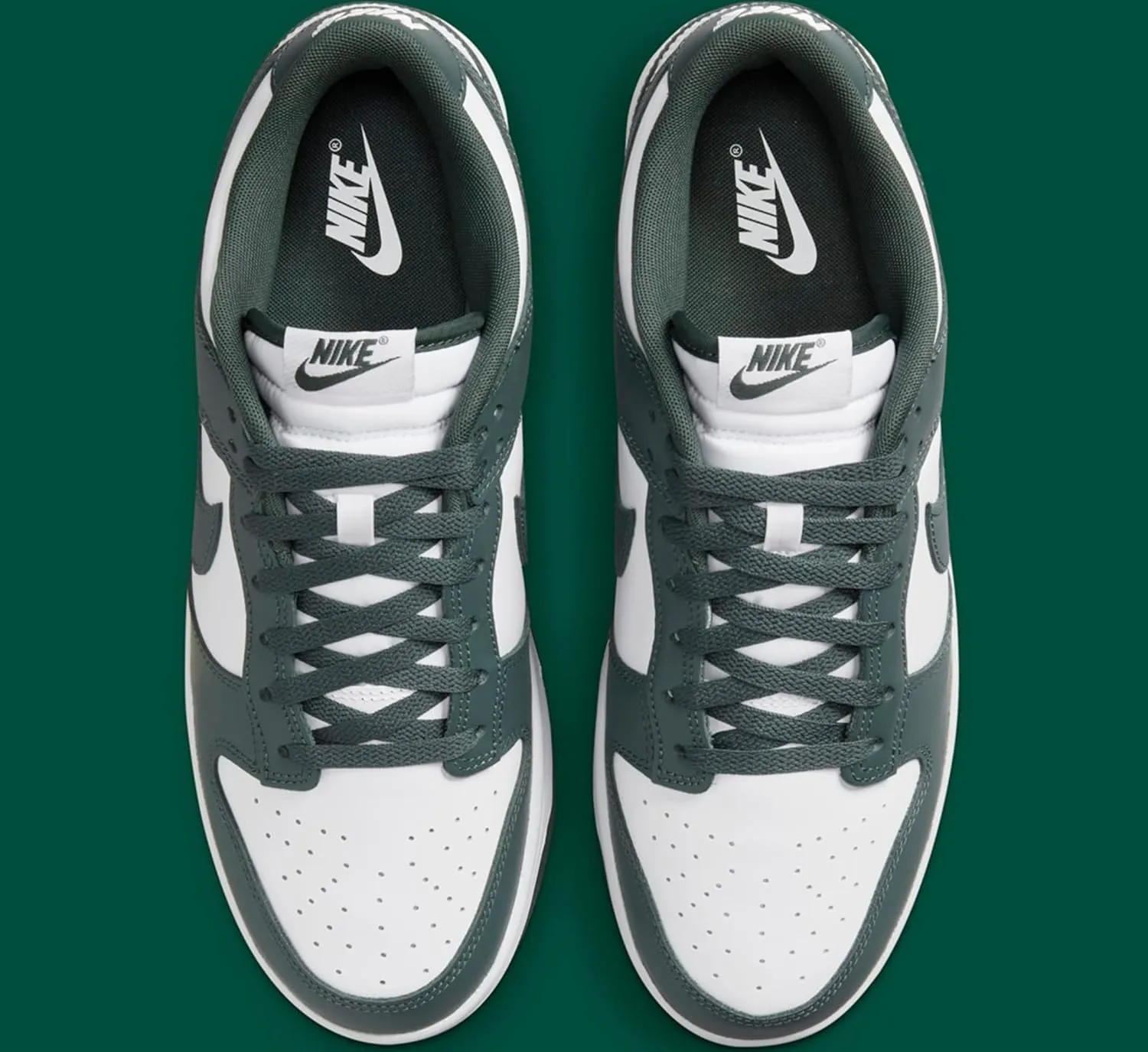Nike Mens Dunk Low Retro Shoes