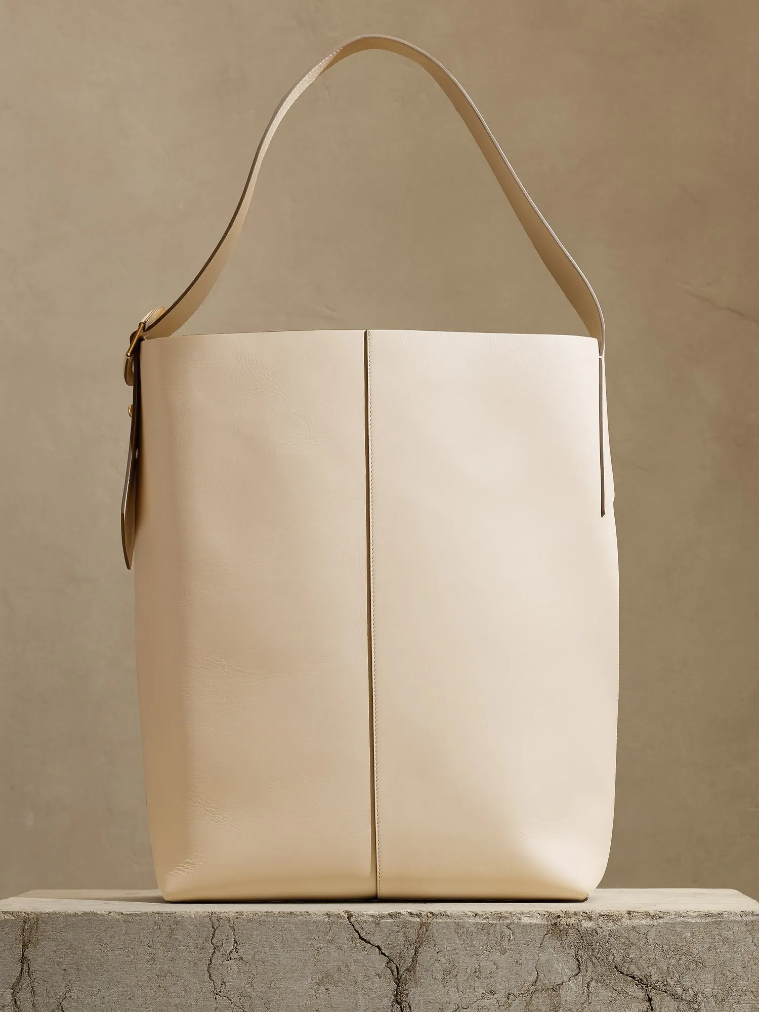 Oversized Vida Bag