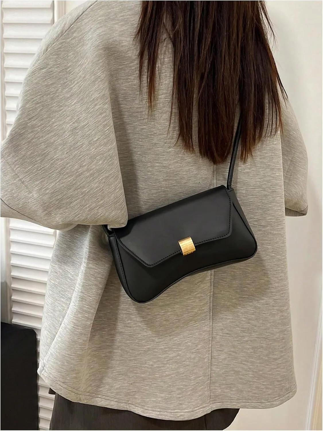 OYOANGLE Women's Small Leather Crossbody Bags Adjustable Strap Shoulder Bag Trendy Clutch Purse