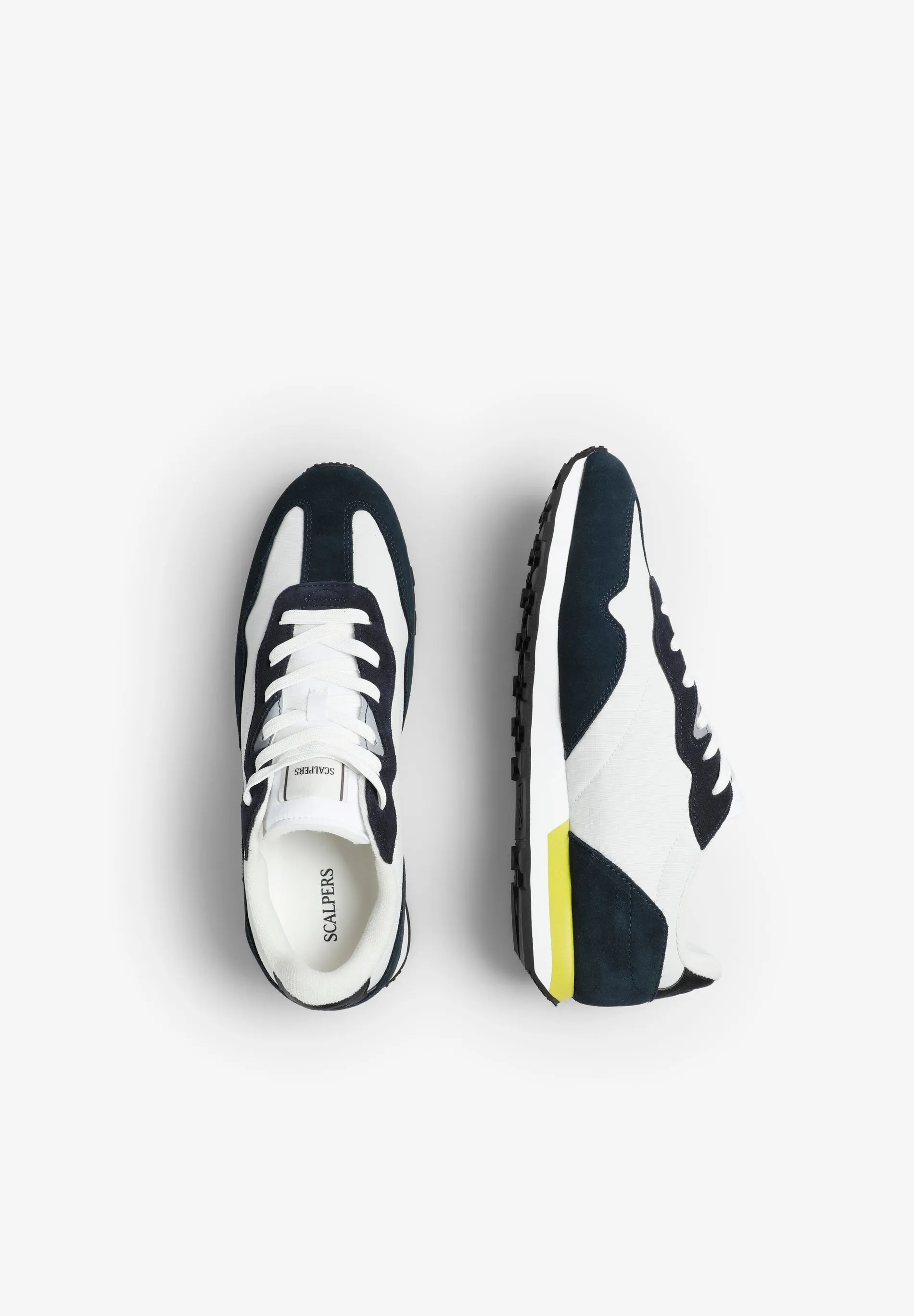RETRO SUEDE SNEAKERS