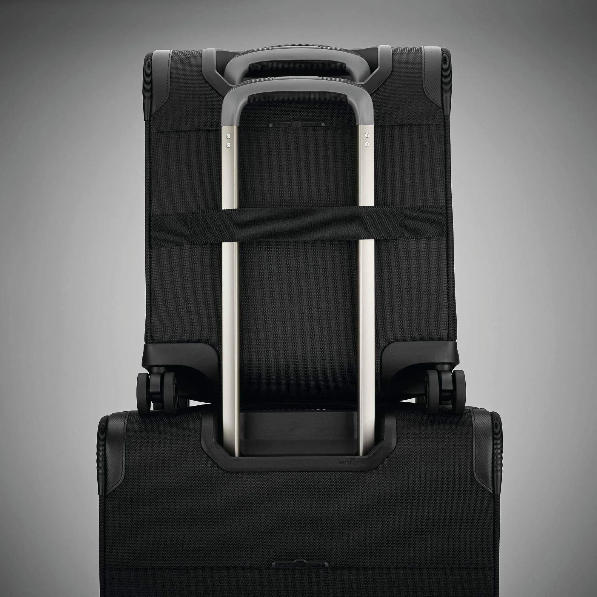 Samsonite Lineate Carry-On Underseat Spinner