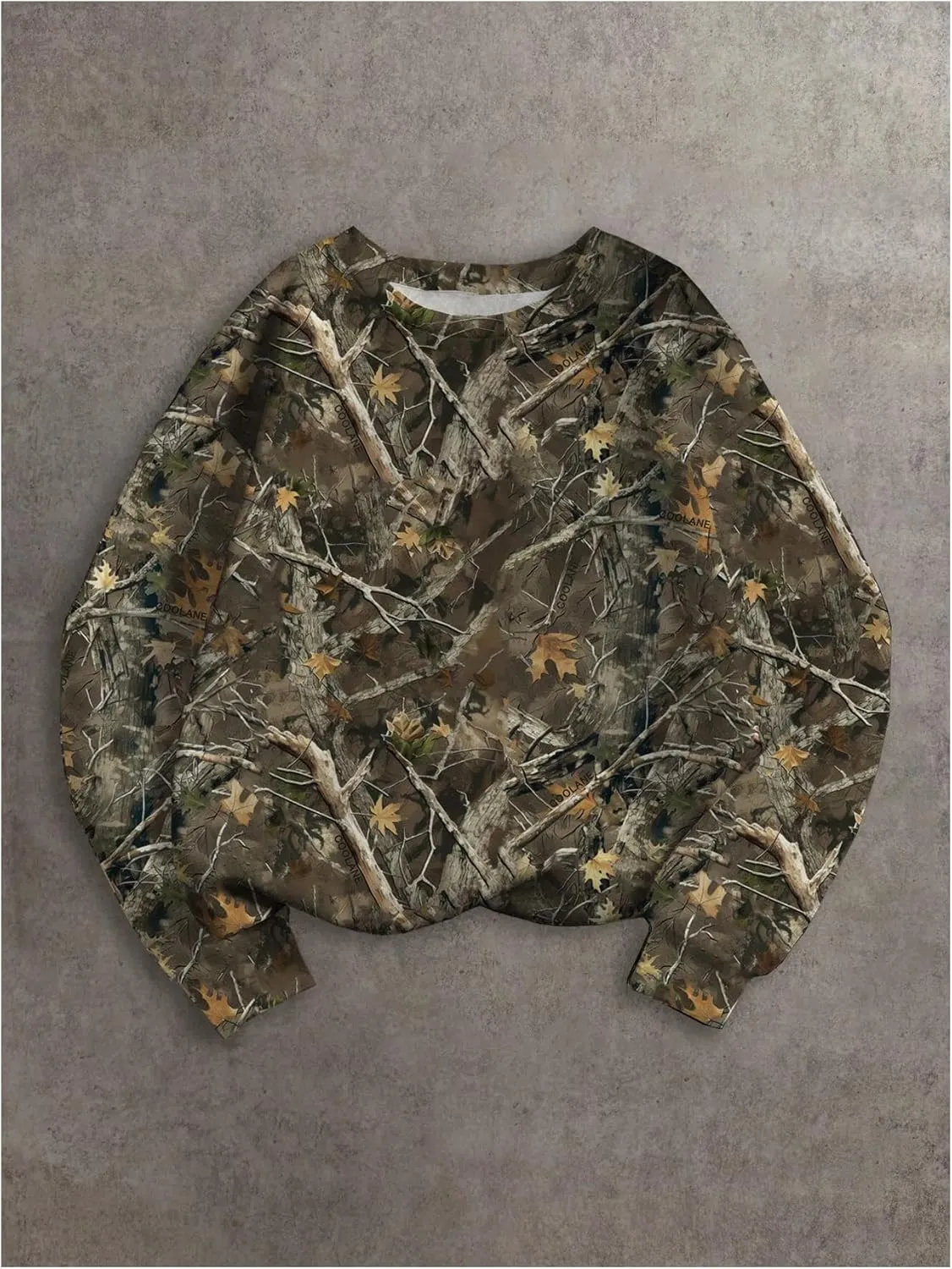 SOLY HUX Women's Camo Graphic Crewneck Sweatshirt Long Sleeve Y2K Vintage Pullover Streetwear Tops