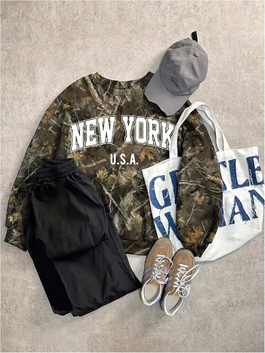 SOLY HUX Women's Camo Graphic Crewneck Sweatshirt Long Sleeve Y2K Vintage Pullover Streetwear Tops