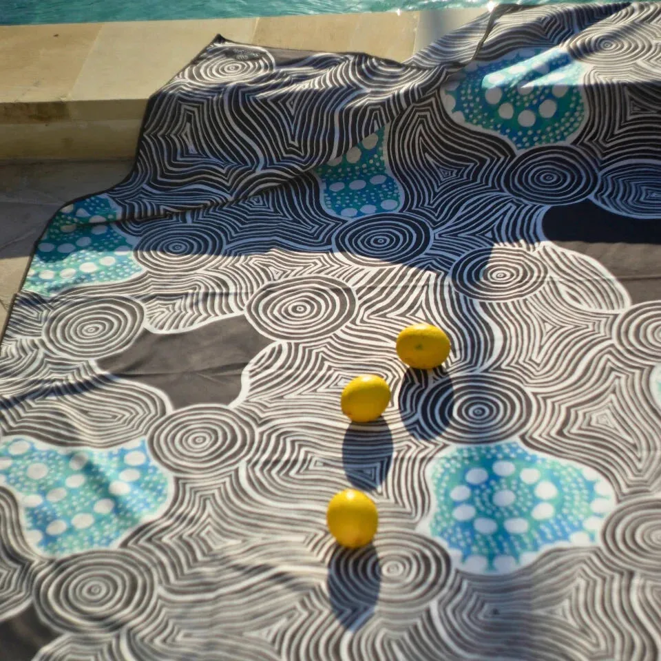 Sustainable and Sand Free Towel Extra Large