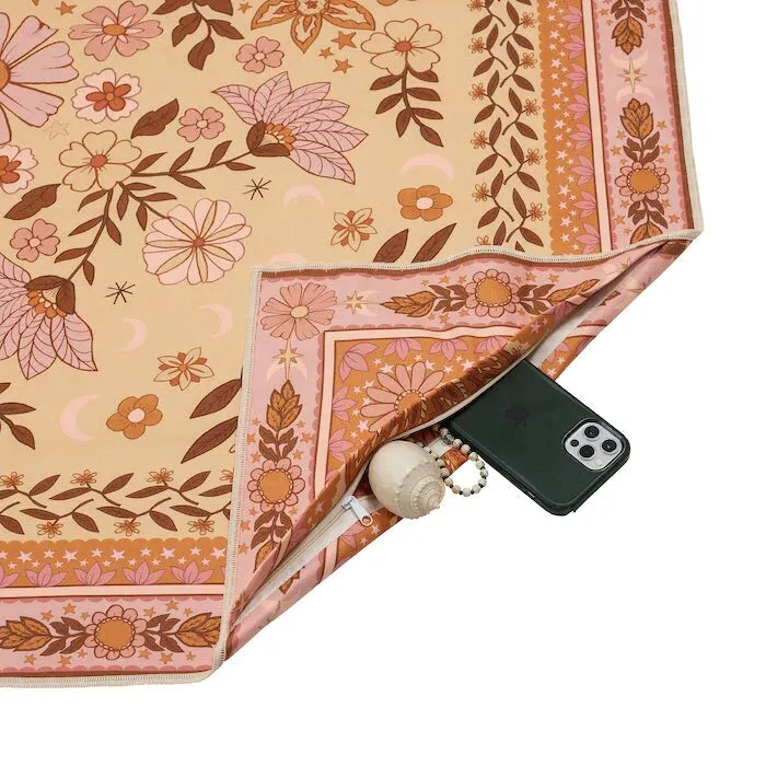 Sustainable and Sand Free Towel Extra Large