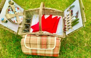 The Hamilton  - an ivory top-handled hamper for 4