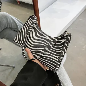 Wholesale Contrasting Print Shoulder Bag