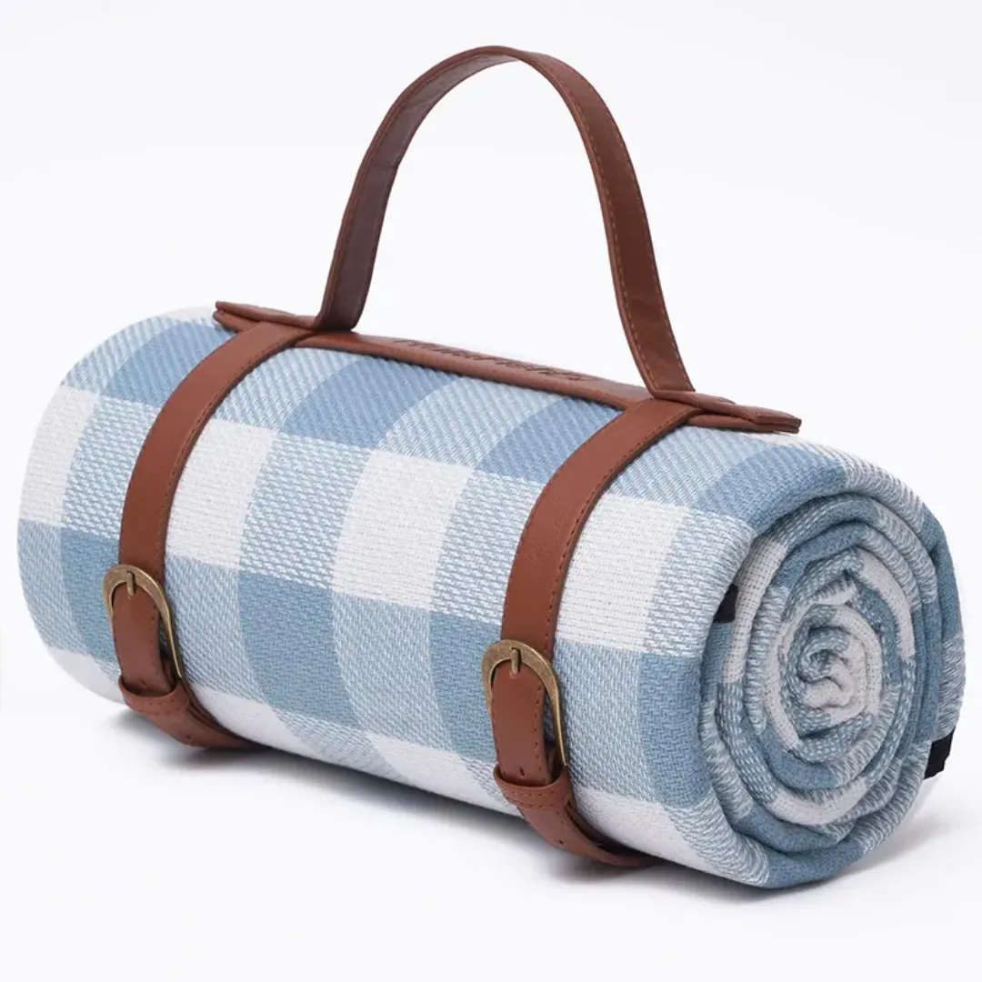 Wimberley Waterproof Picnic Blanket with handle: Light Blue