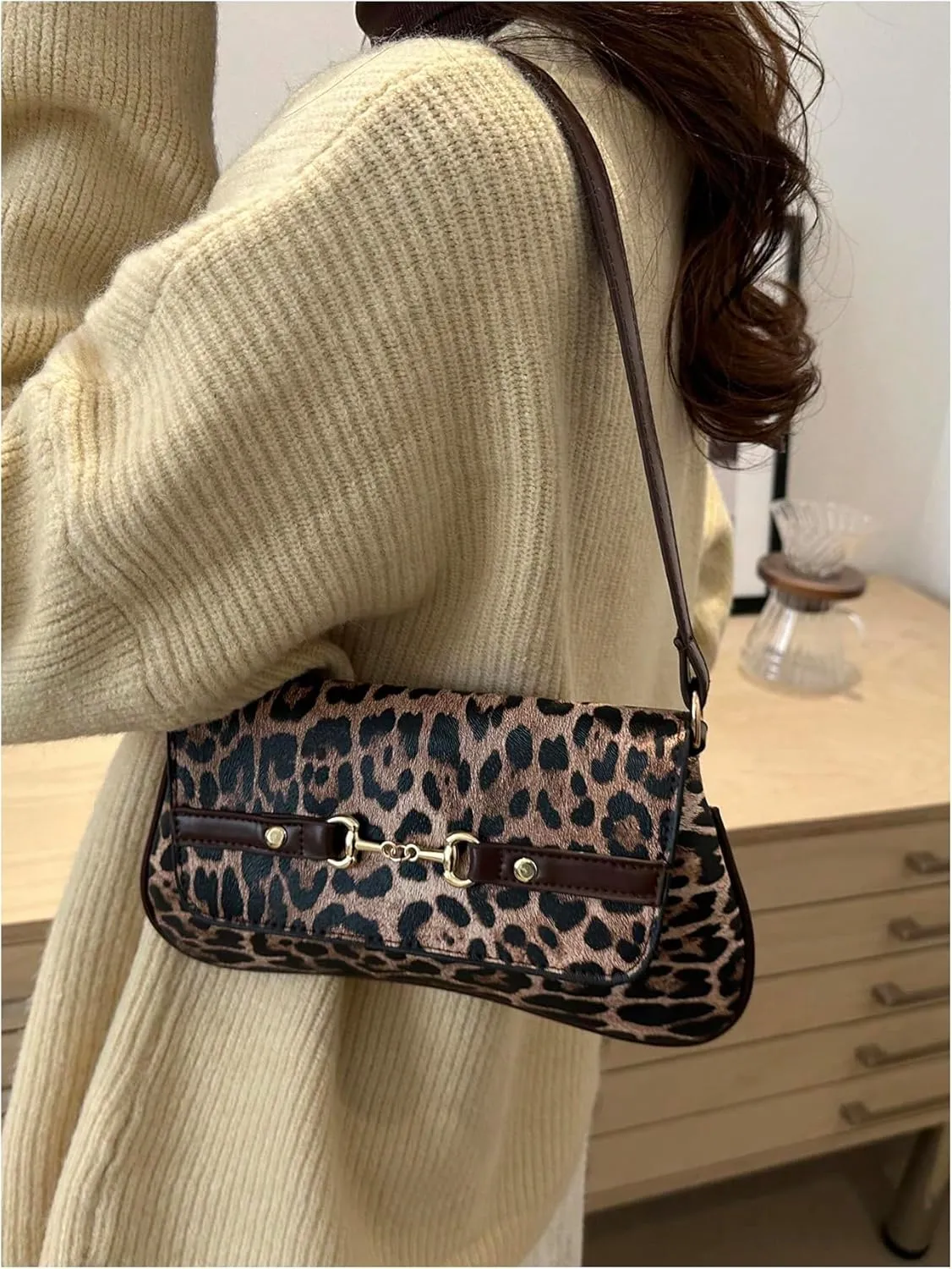 Women's Leopard Print Flap Shoulder Bags Cheetah Underarm Purses Vintage Magnet Handbag