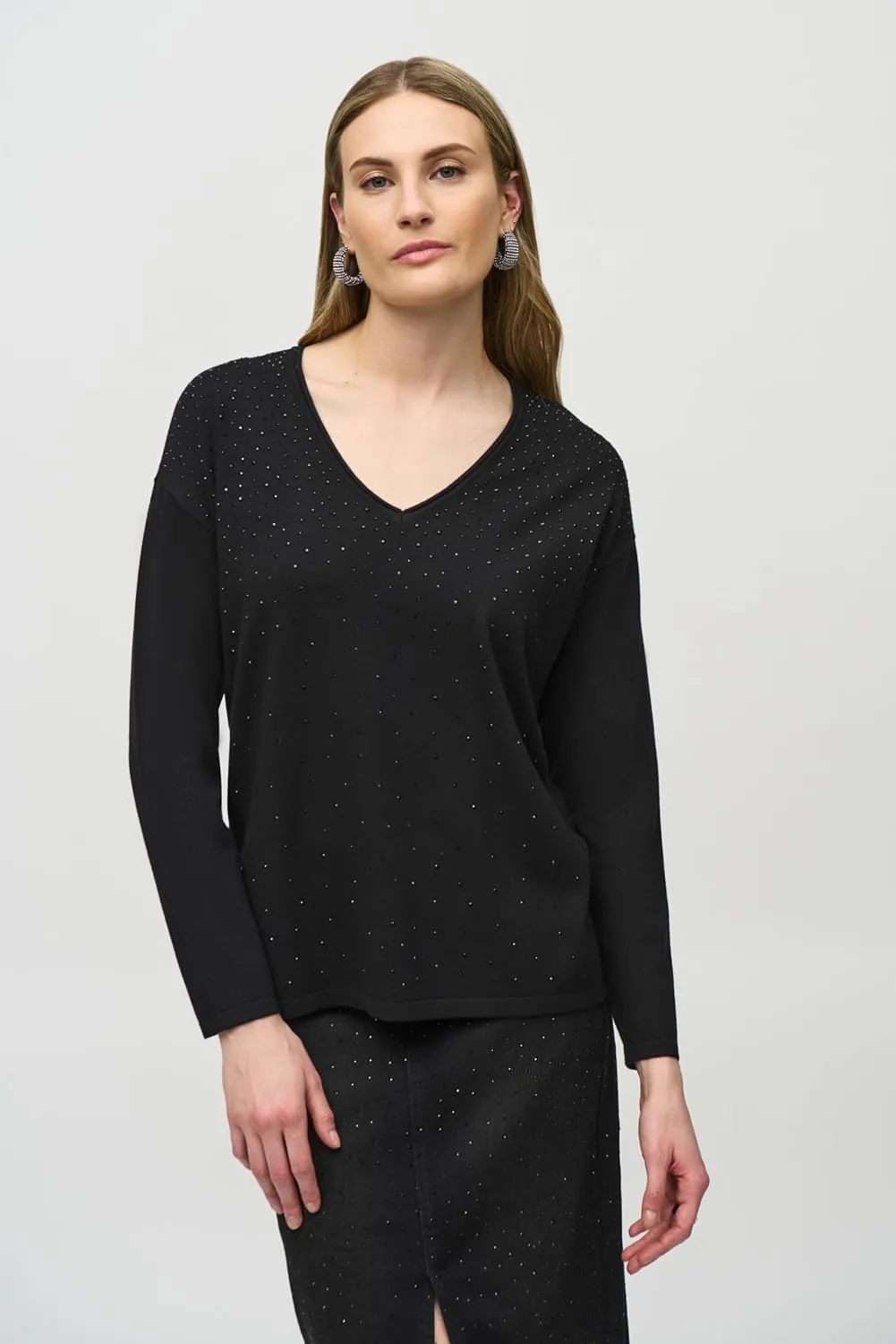 Women's Sweater Knit V-Neck Pullover